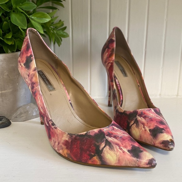 BCBGeneration 4” Stiletto - 9.5 - Picture 1 of 8